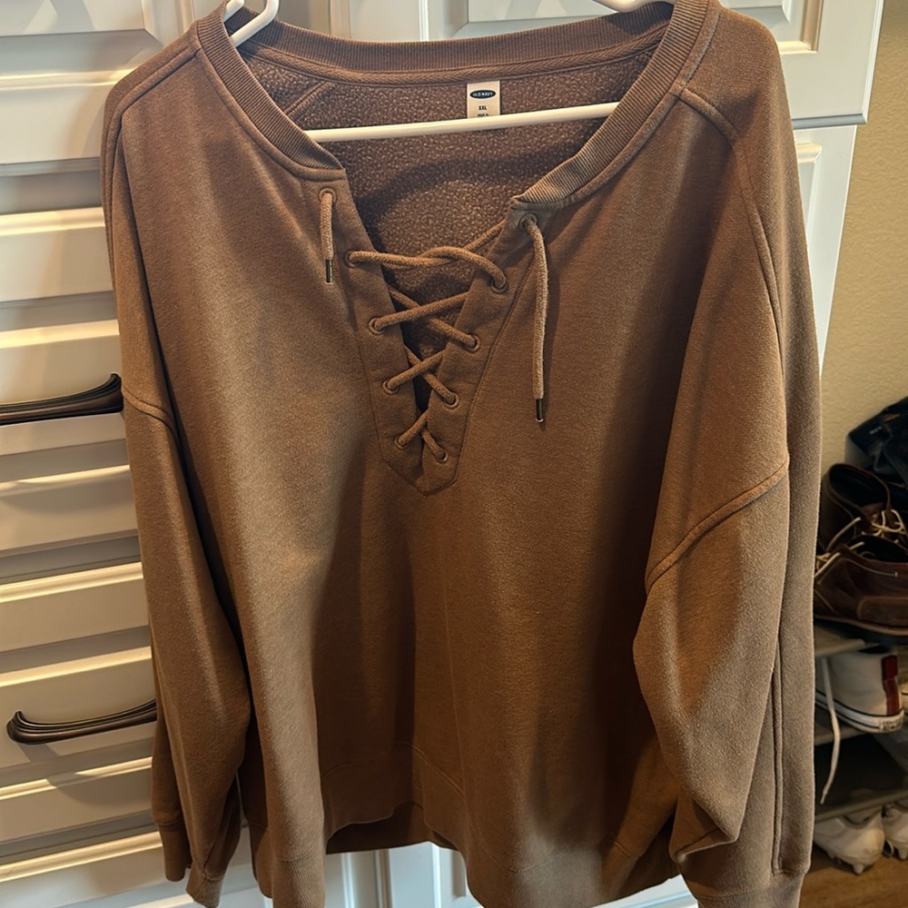 Womens Tie Sweatshirt